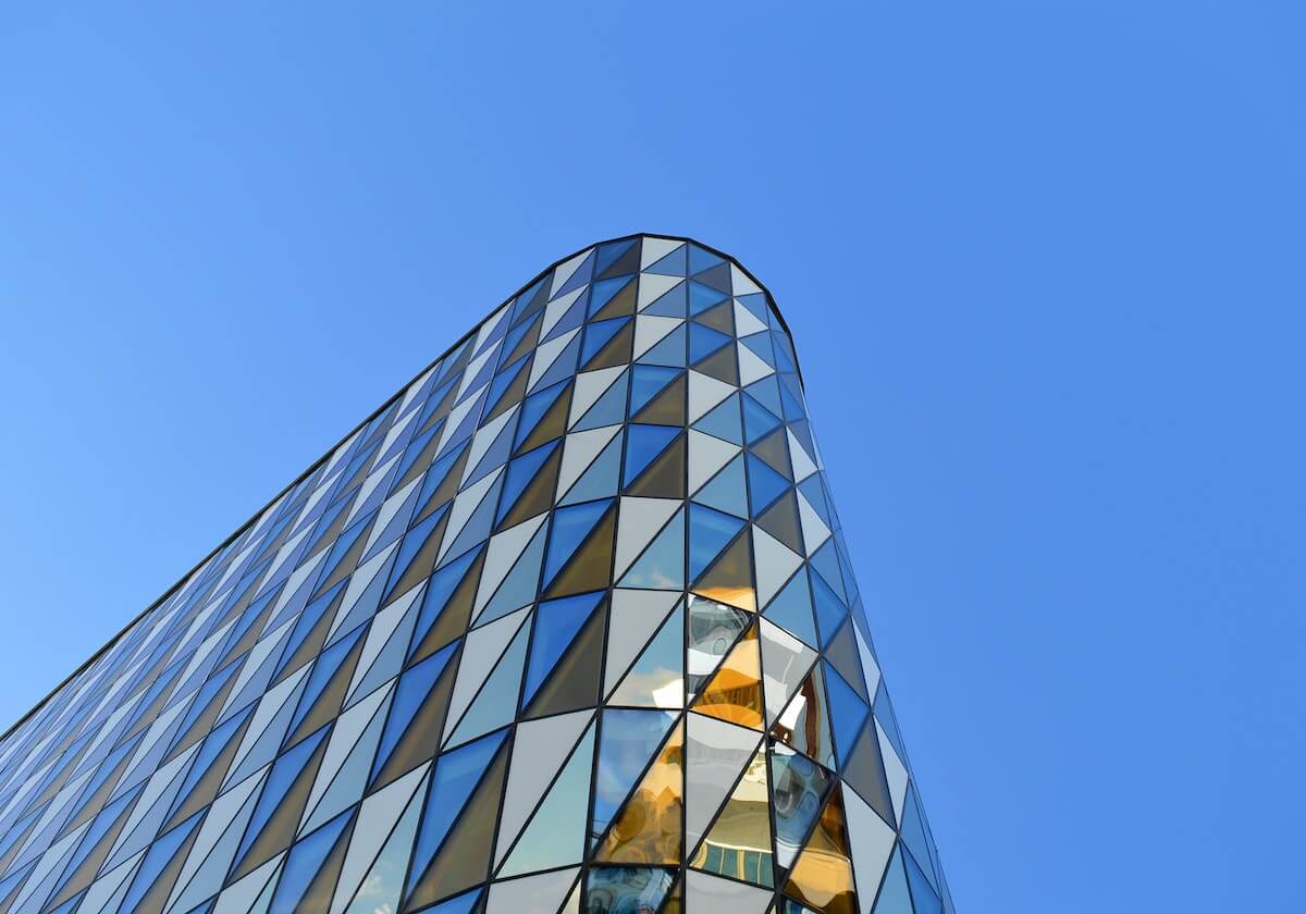 2-1！14亿豪门终结连败+6轮2胜 神锋17轮17球 24岁前锋近28轮首球